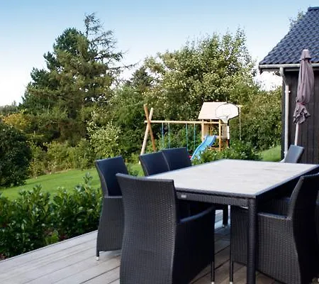 Casa vacanze Four-bedroom Holiday In Fårevejle