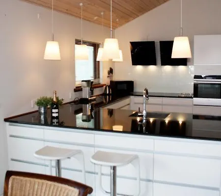 Four-bedroom Holiday In Casa vacanze Fårevejle