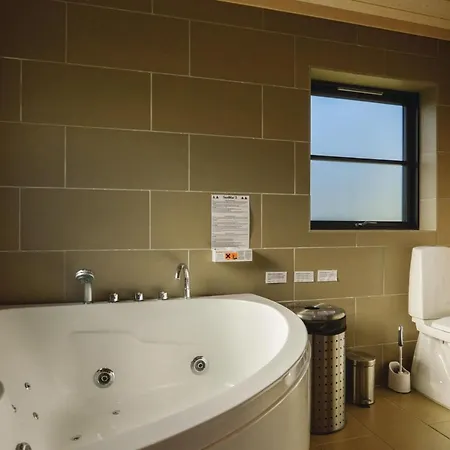 Four-bedroom Holiday In Casa vacanze *