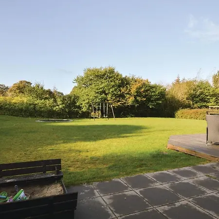 Four-bedroom Holiday In Fårevejle